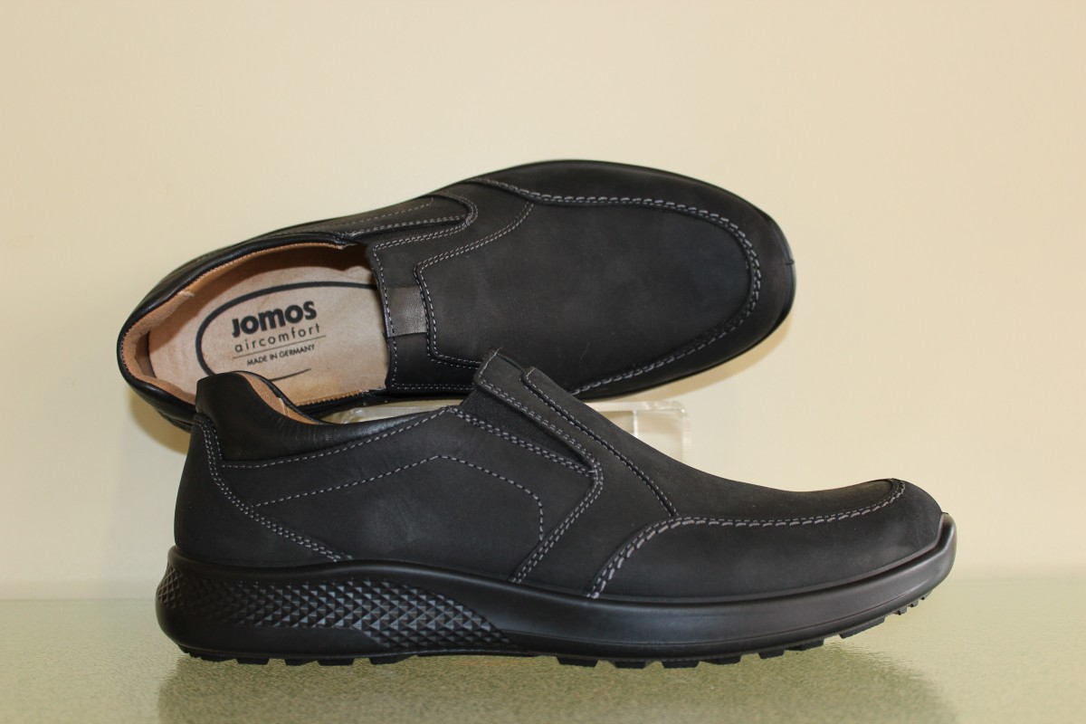 Jomos-Slipper aus schwarzem Softnappa-Leder
