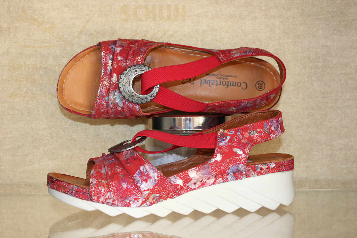 Comfortabel Sandale in der Farbe rot/bunt