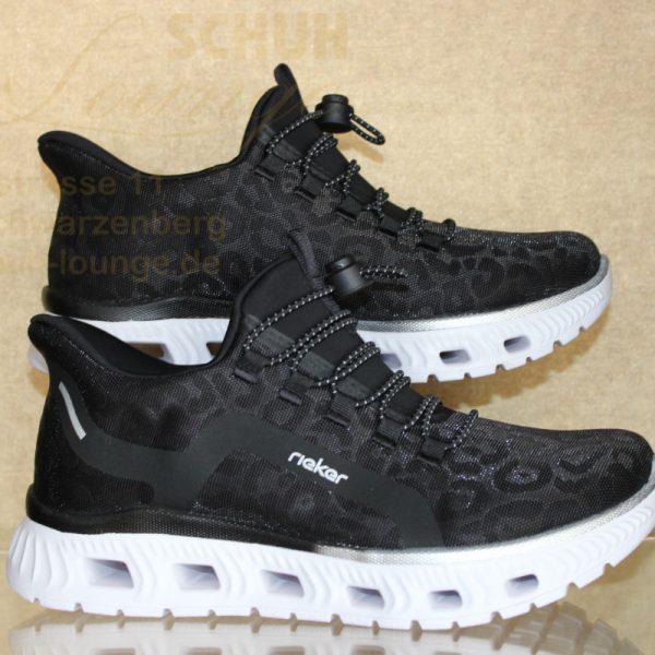 IMG_1015 Rieker Sneaker mit MemoSoft Fussbett